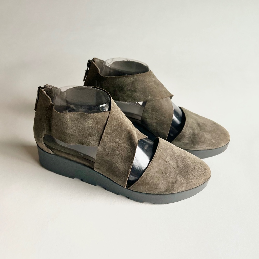 Eileen Fisher Olive Suede Genuine Leather Rubber Outsole Sandals Wedges size 8